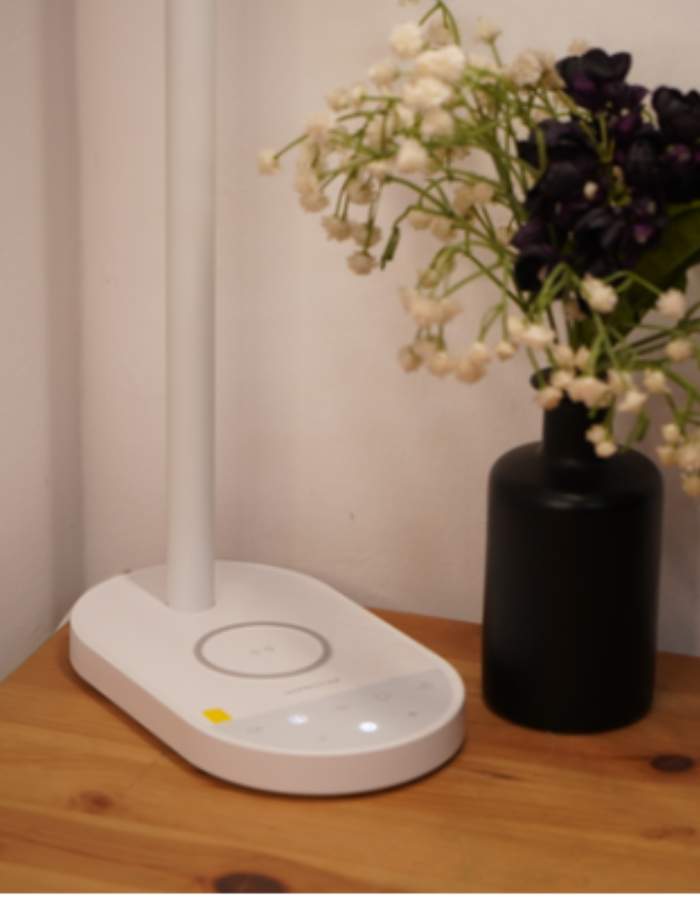 Hypnotek C3 Light with Wireless Charger - White